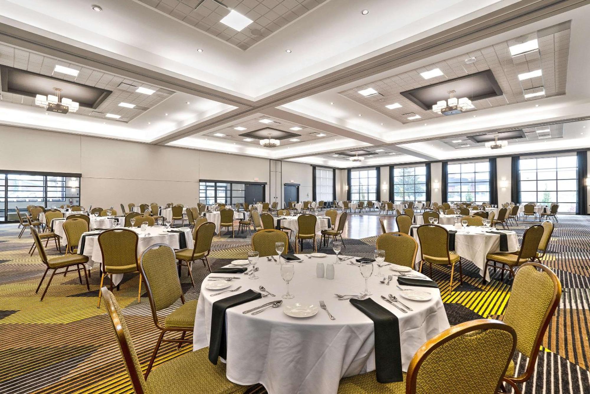 Hotel Le Victorin, An Ascend Hotel Collection Member Victoriaville Εξωτερικό φωτογραφία